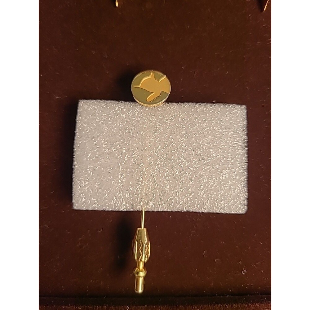Vintage Gold  Cat Collectible Lapel Stick Pin  3 "
